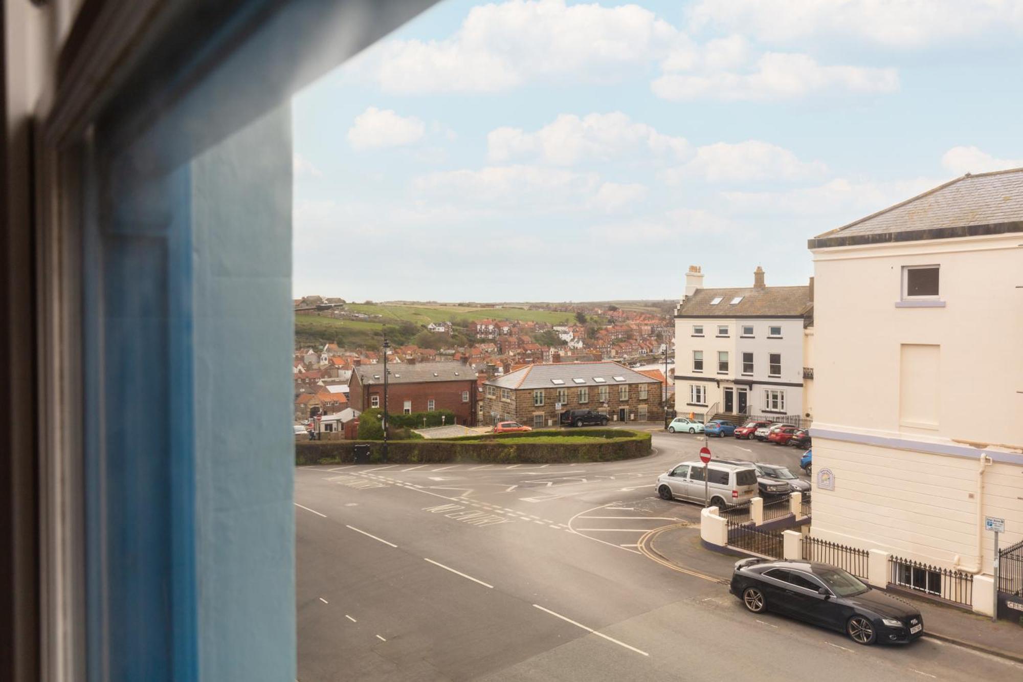 Hotel The Town House Whitby Esterno foto